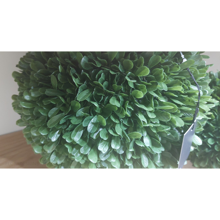 Boxwood Ball in Pot Green 43cm Set of 2