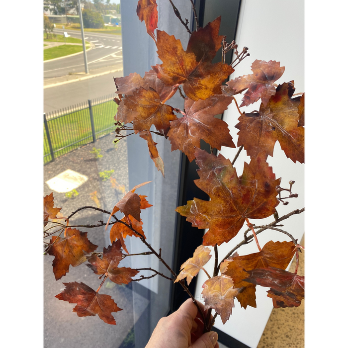 Maple Leaf Seed Spray Rust 102cm - Pack of 12