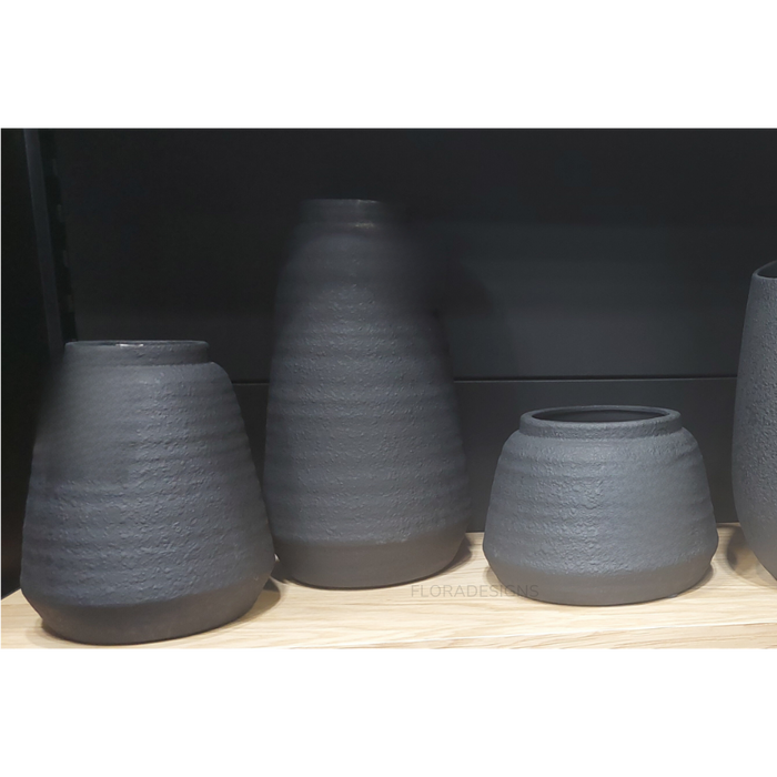 Kata Vase Black 30cm Set of 2