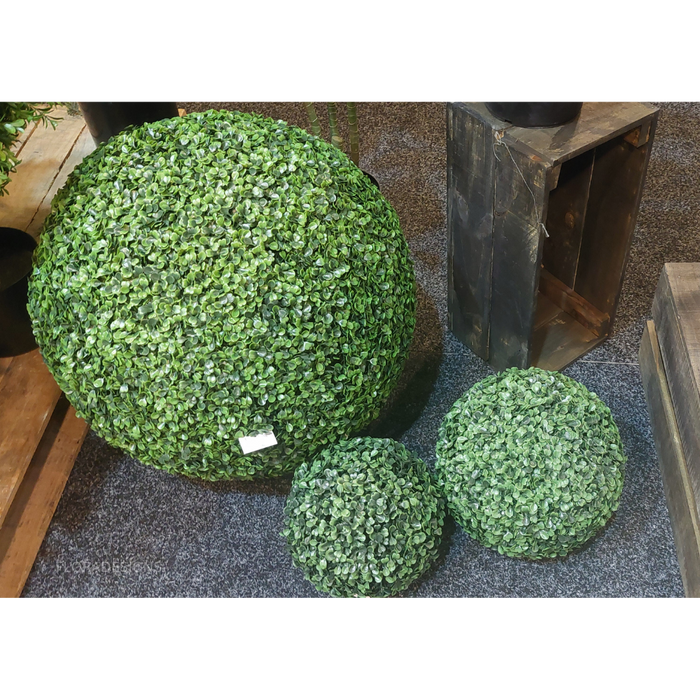 Boxwood Ball 42cm