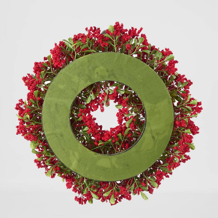Fine Red Berry & Boxwood Wreath 47cm