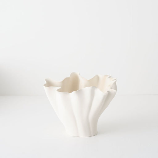 Lysia Vase 26cm White - FLORA DESIGNS
