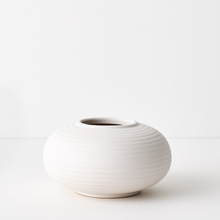 Karitte Vase White 8cm  Pack of 6