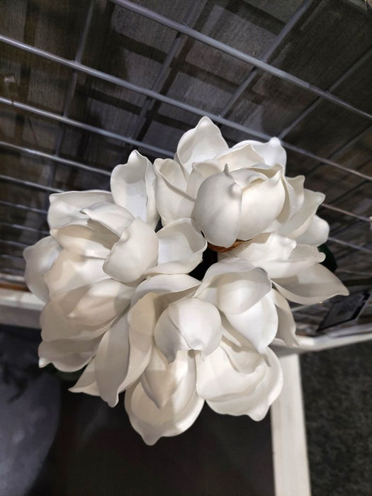 Magnolia Japanese Bouquet 35cm White Pack of 6